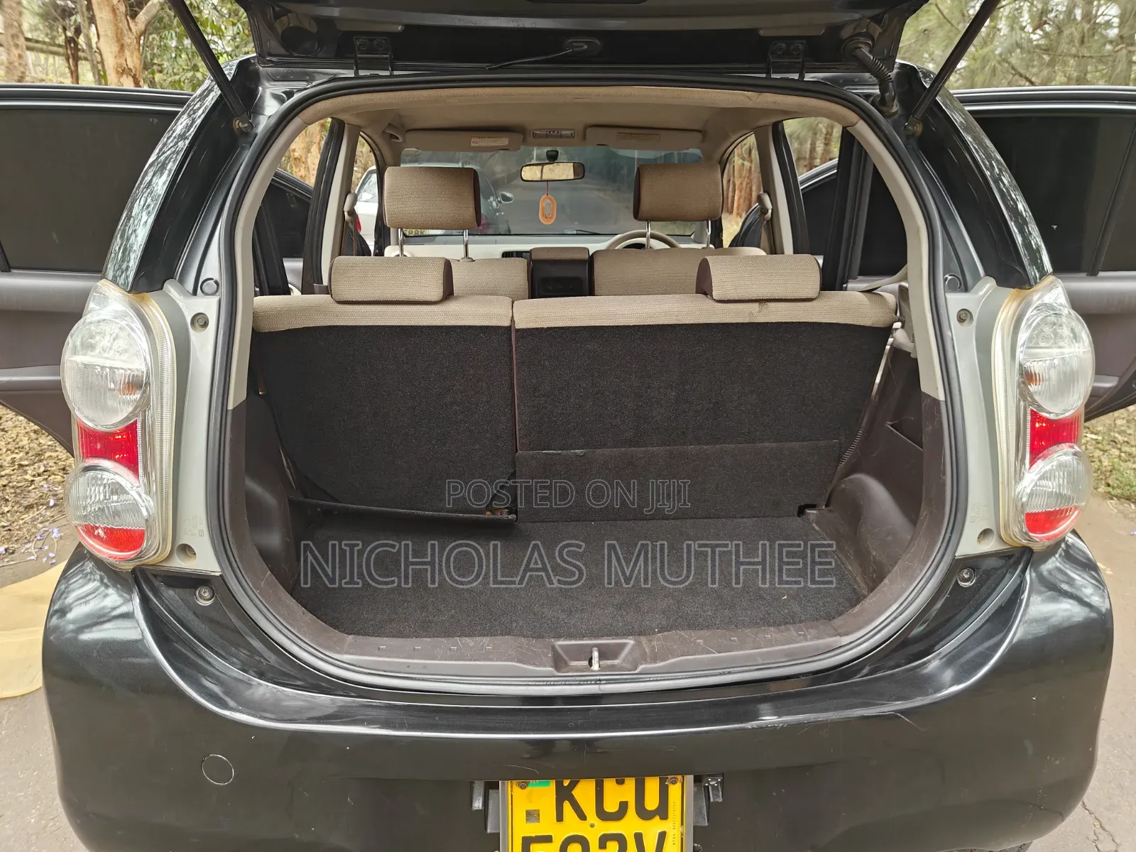 Toyota Passo 2012 Black