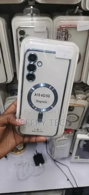 Magnetic Clear Phone Case With Edges for the Samsung Galaxy A16