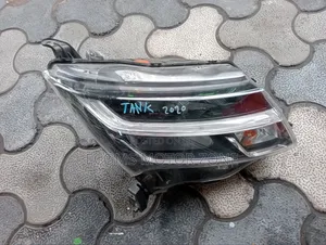Toyota Tank 2018 Headlight