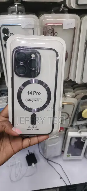 Clear MagSafe-phone Case Designed for the Apple iPhone 14 Pro