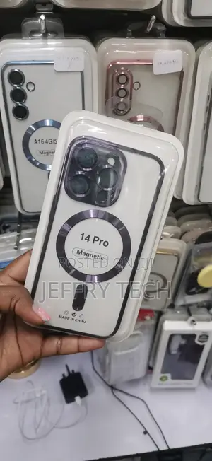 Clear MagSafe-phone Case Designed for the Apple iPhone 14 Pro