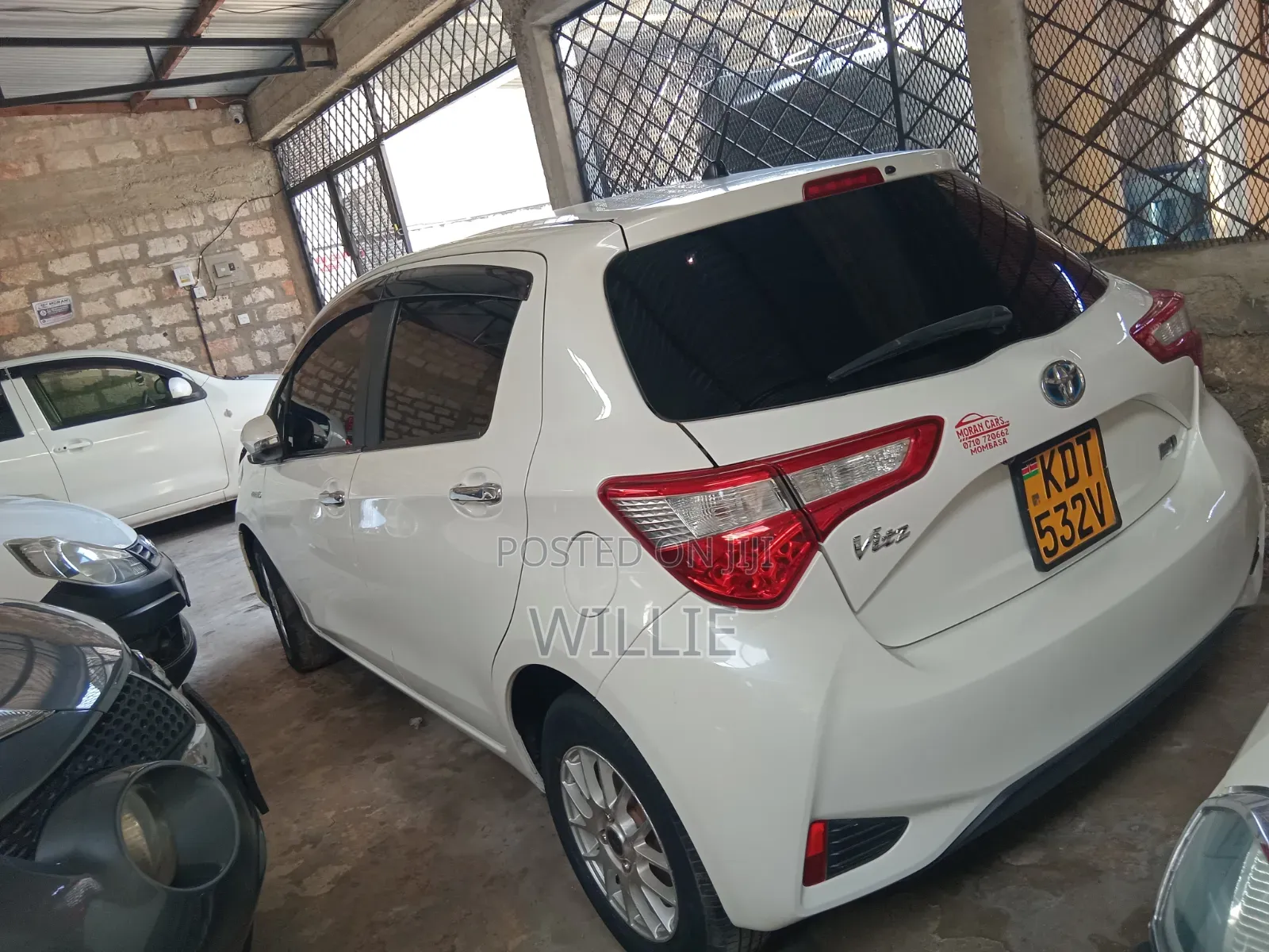Toyota Vitz 2017 White