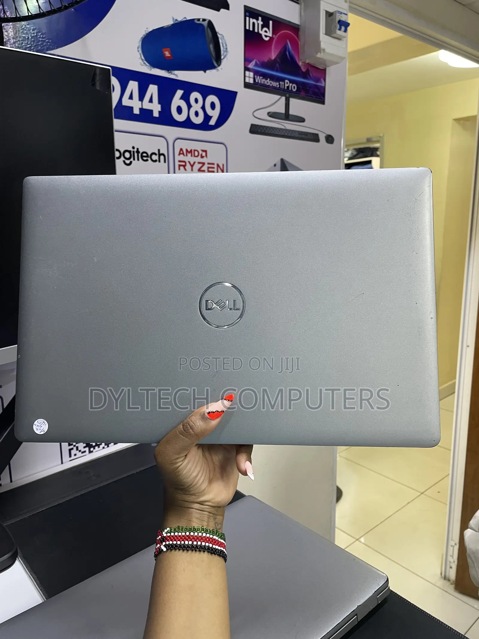 Laptop Dell Latitude 5520 8GB Intel Core i5 SSD 256GB