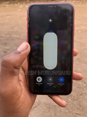 Apple iPhone 11 128 GB Red