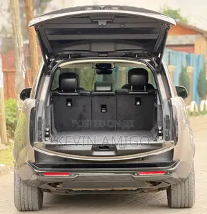 Land Rover Range Rover Vogue 2022 Silver