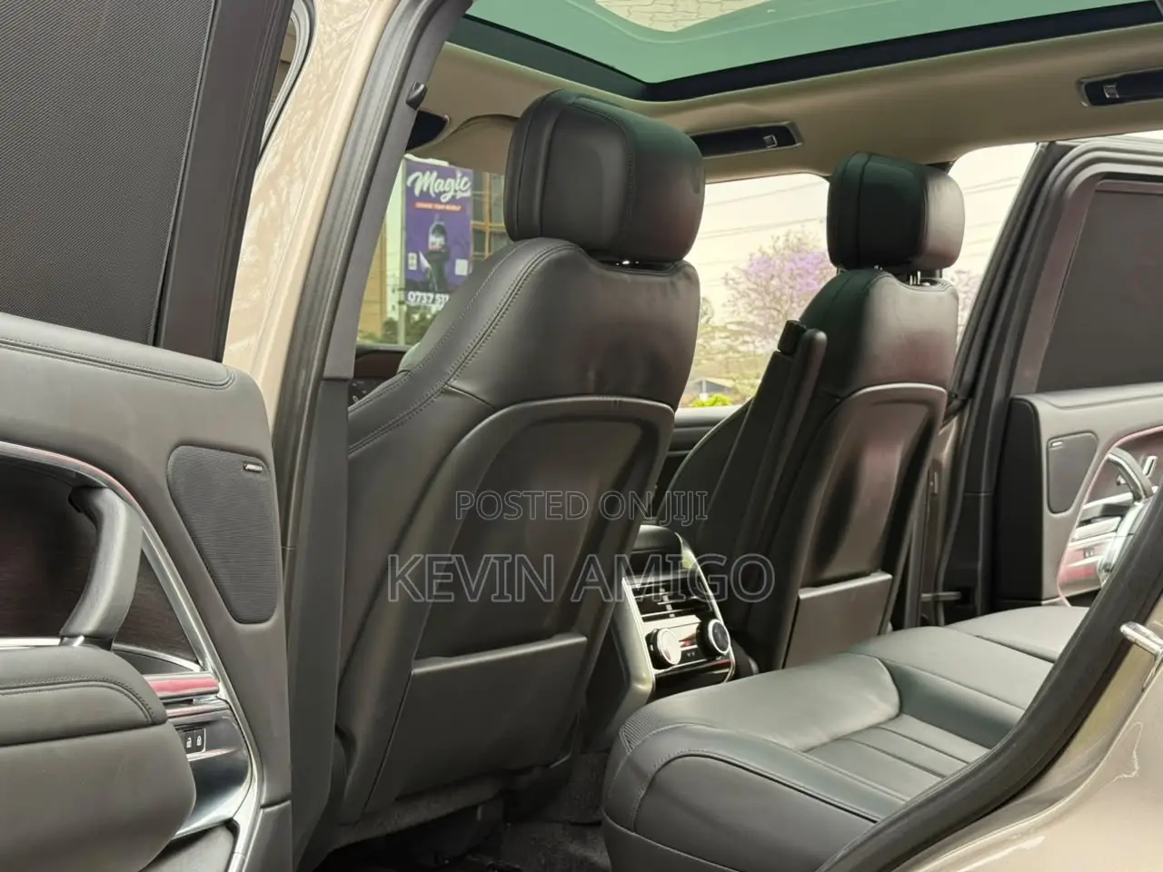 Land Rover Range Rover Vogue 2022 Silver