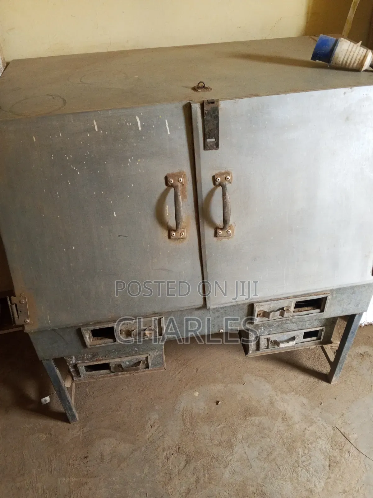Electric and Coal Oven