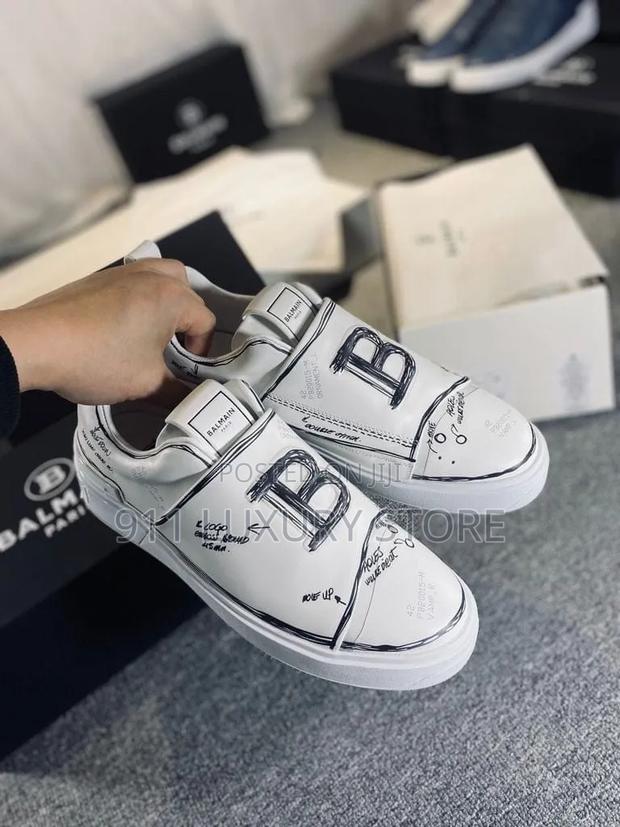 Balmain Paris Sneakers