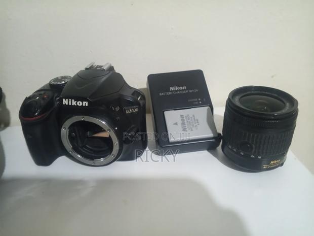D3400 Camera With 32gb - thumbnail 2