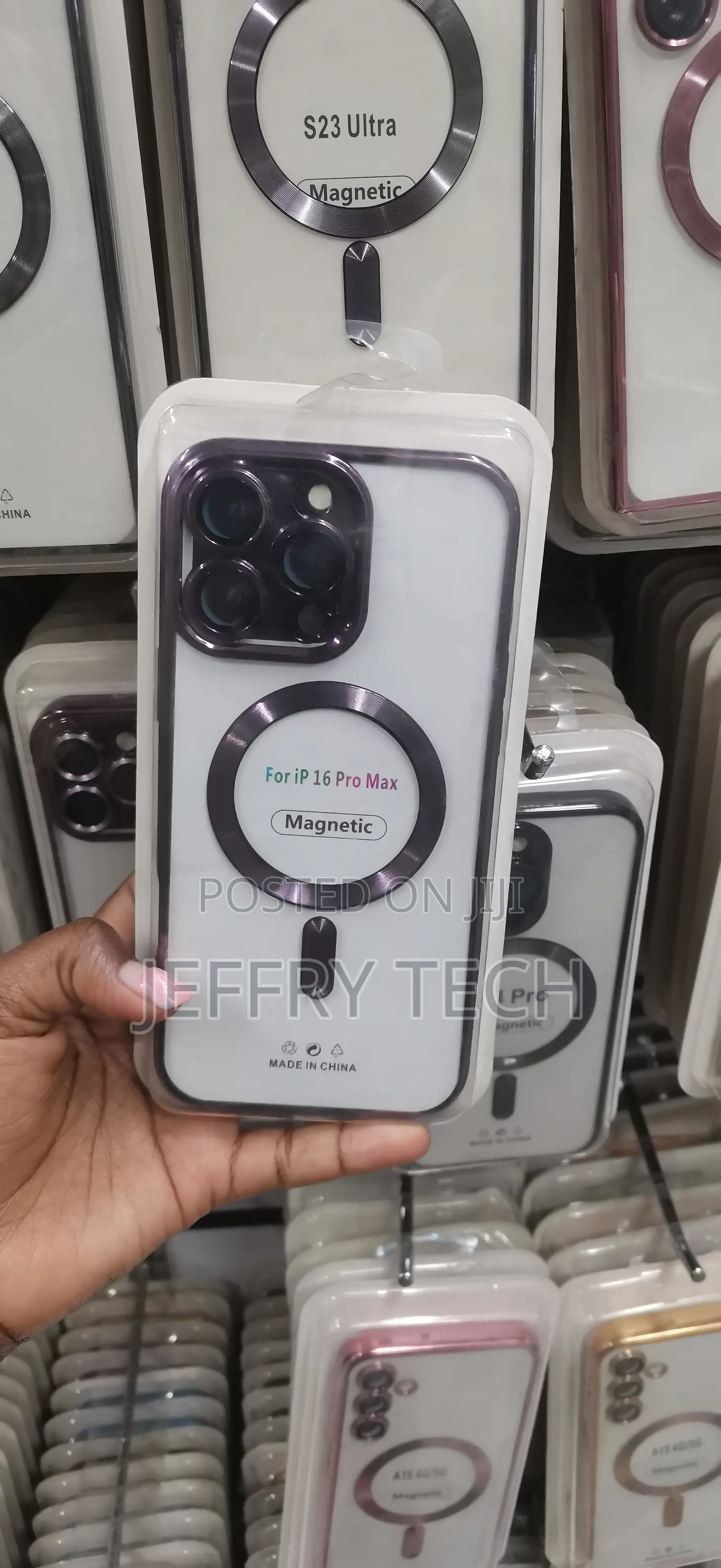 Clear Case Camera MagSafe Ring With the Apple iPhone 16 Pro Max