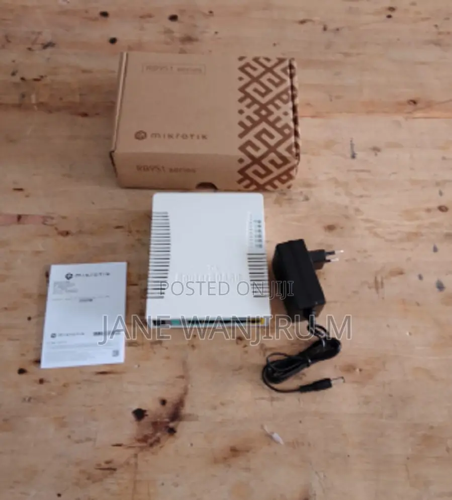 High-Speed MikroTik RB951Ui-2HnD Network Router