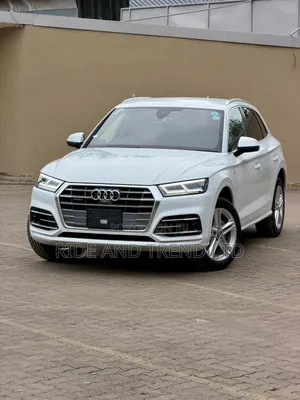Audi Q5 2.0T Premium AWD quattro 2019 White