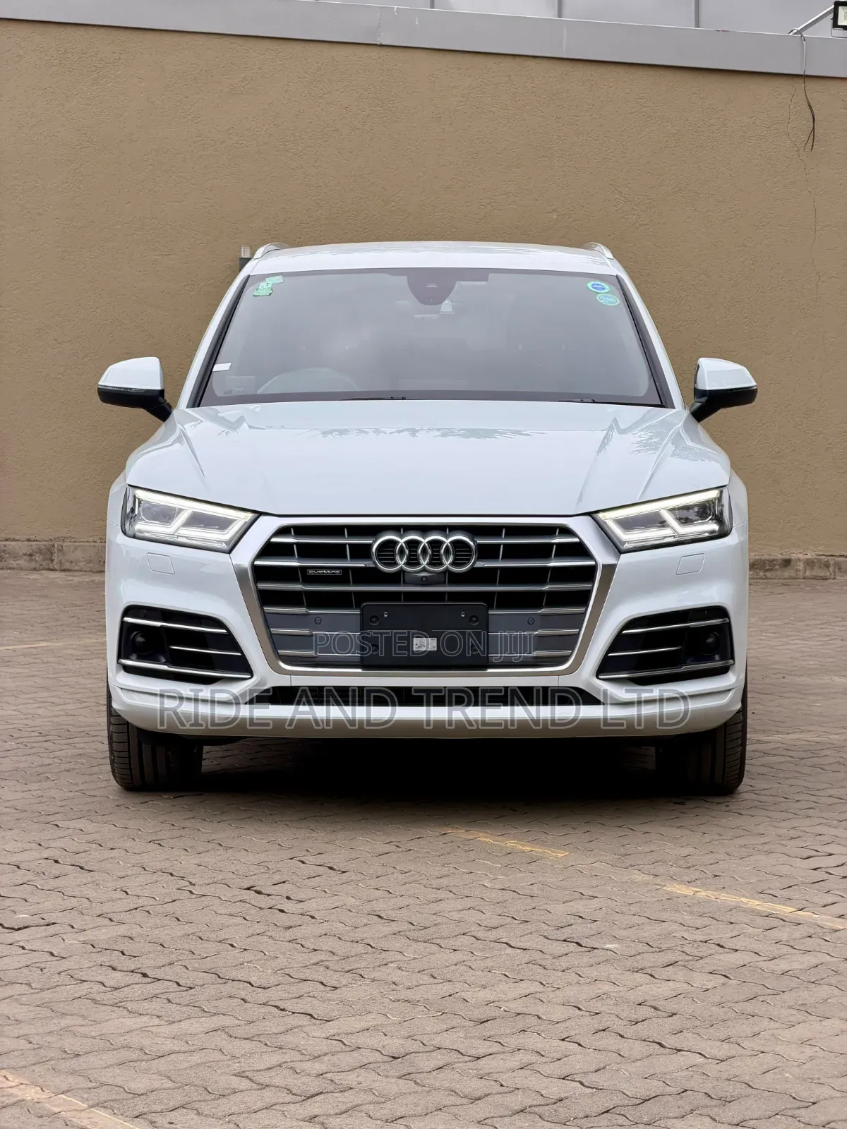 Audi Q5 2.0T Premium AWD quattro 2019 White