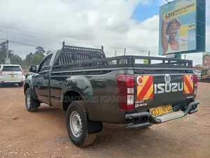Isuzu D-MAX 2022 Gray