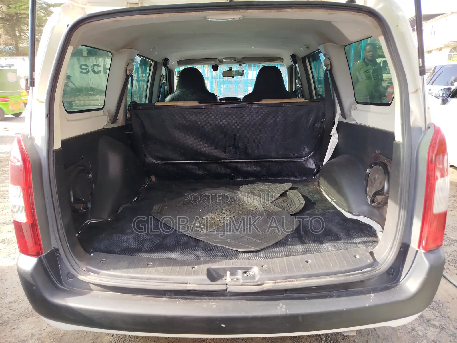 Toyota Probox 1.5 DX 4WD 2013 White