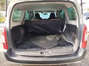 Toyota Probox 1.5 DX 4WD 2013 White