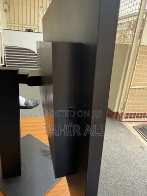 HP Monitors