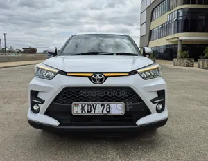 Toyota Raize 1.0 FWD 2019 White