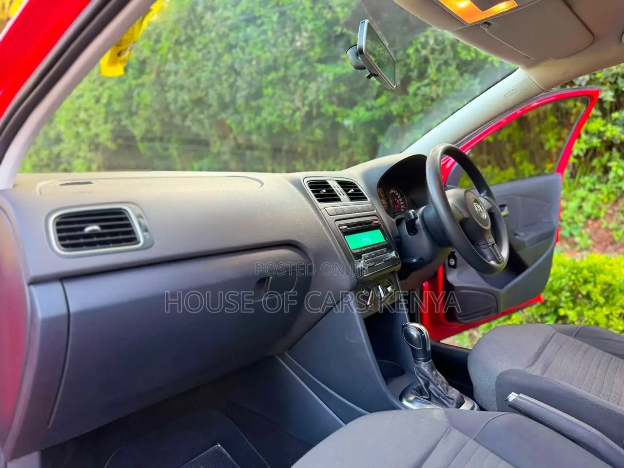 Volkswagen Polo 2012 Red