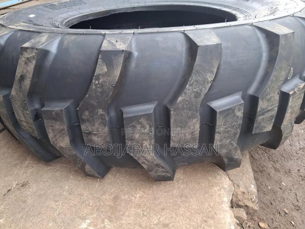 Tractor Tyre - thumbnail 2