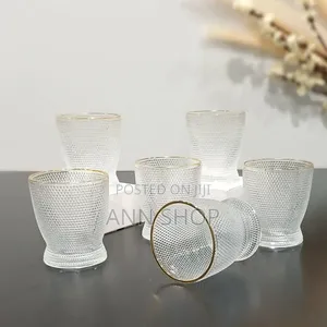 Short Glasses