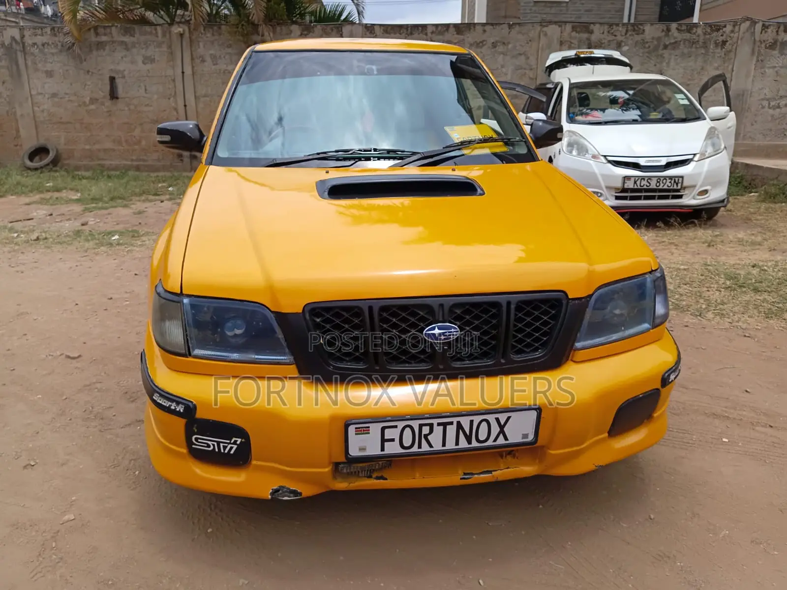 Subaru Forester 2.0 S 2000 Yellow