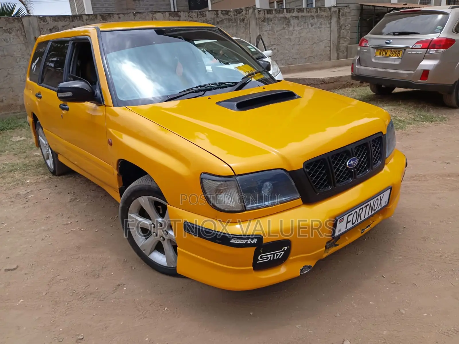 Subaru Forester 2.0 S 2000 Yellow