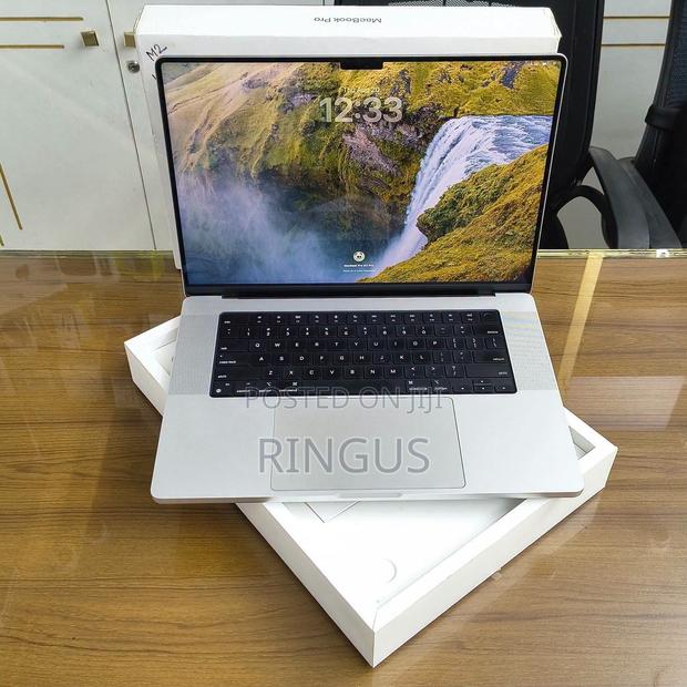 Laptop Apple MacBook Pro 32GB Intel Core M2 SSD 1T