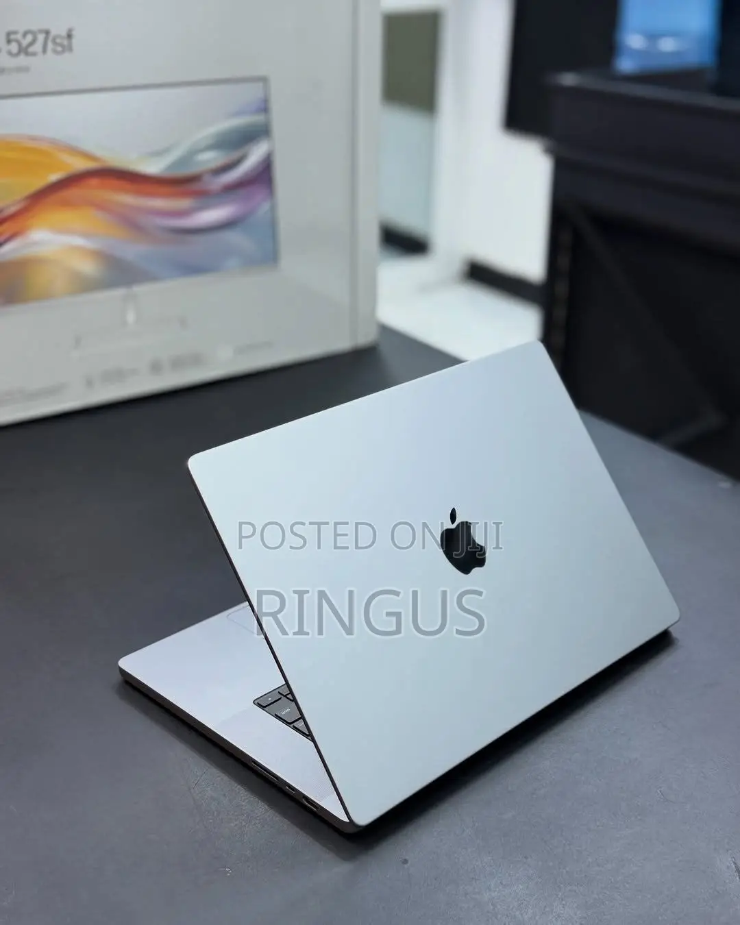 Laptop Apple MacBook Pro 32GB Intel Core M2 SSD 1T