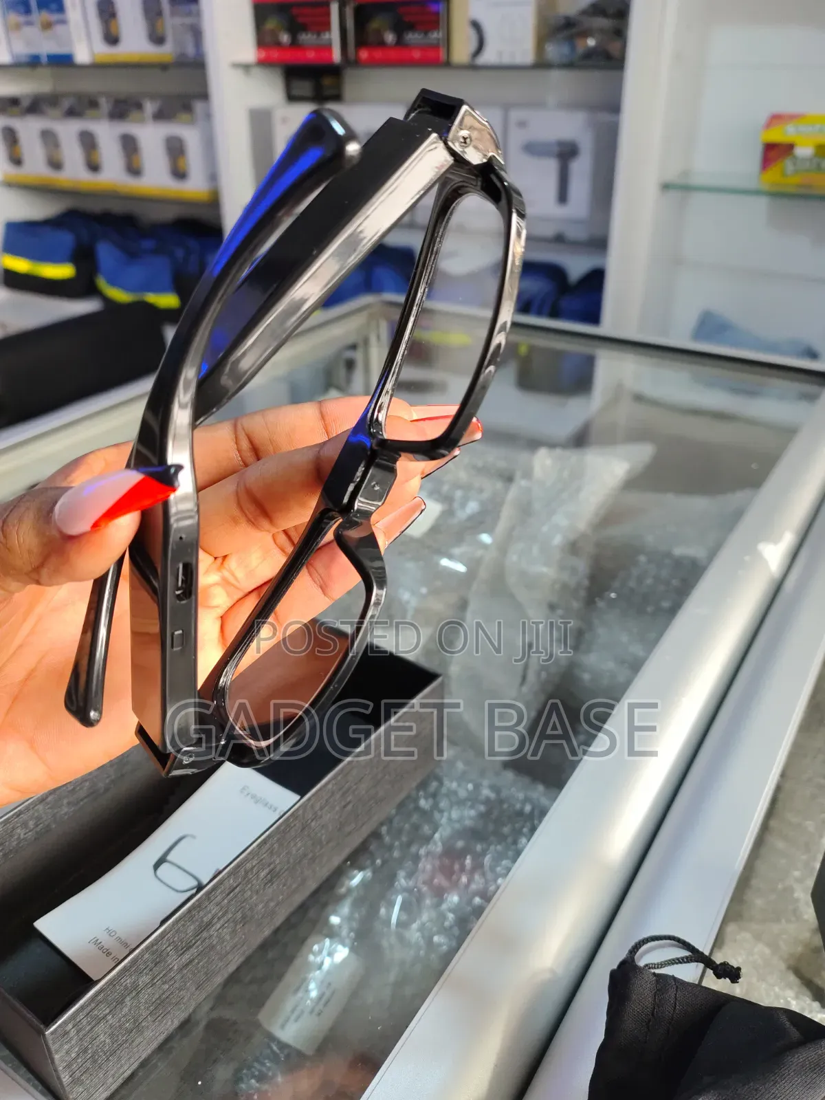 HD Mini Camera Glasses With USB Charging Cable
