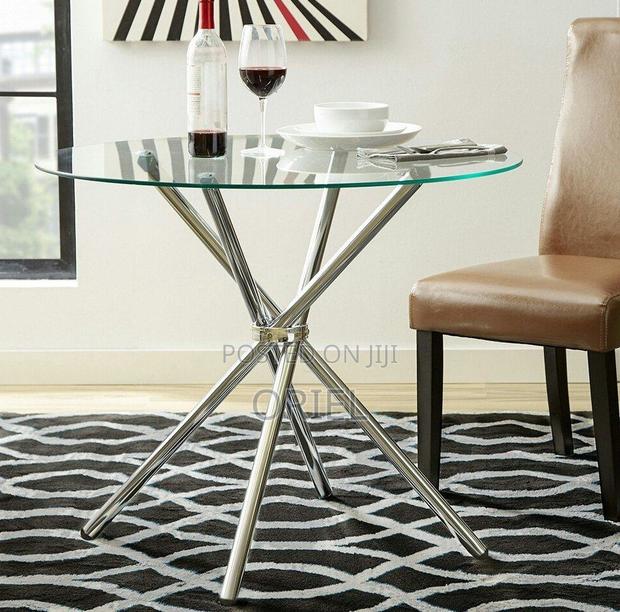 Dining Table : Glass Dining Table - Round - thumbnail 6