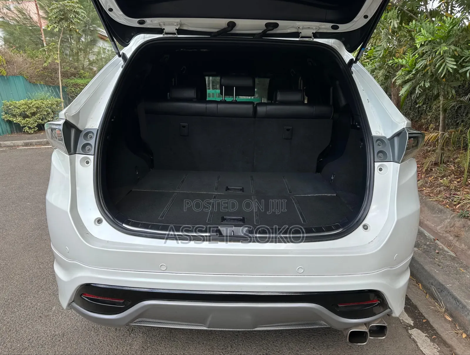 Toyota Harrier 2.0 2017 White