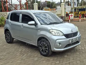Toyota Passo 1.0 FWD 2018 Silver