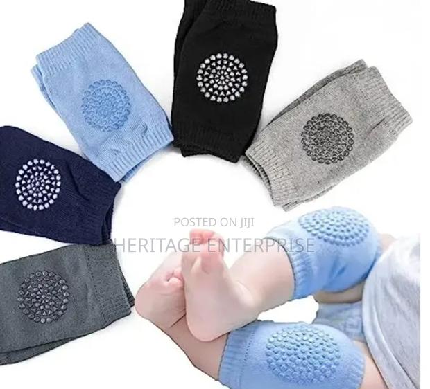 Knee Protector Pairs Baby Crawling Knee Protector - main view