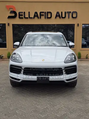 Porsche Cayenne S AWD 2019 White