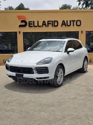 Porsche Cayenne S AWD 2019 White