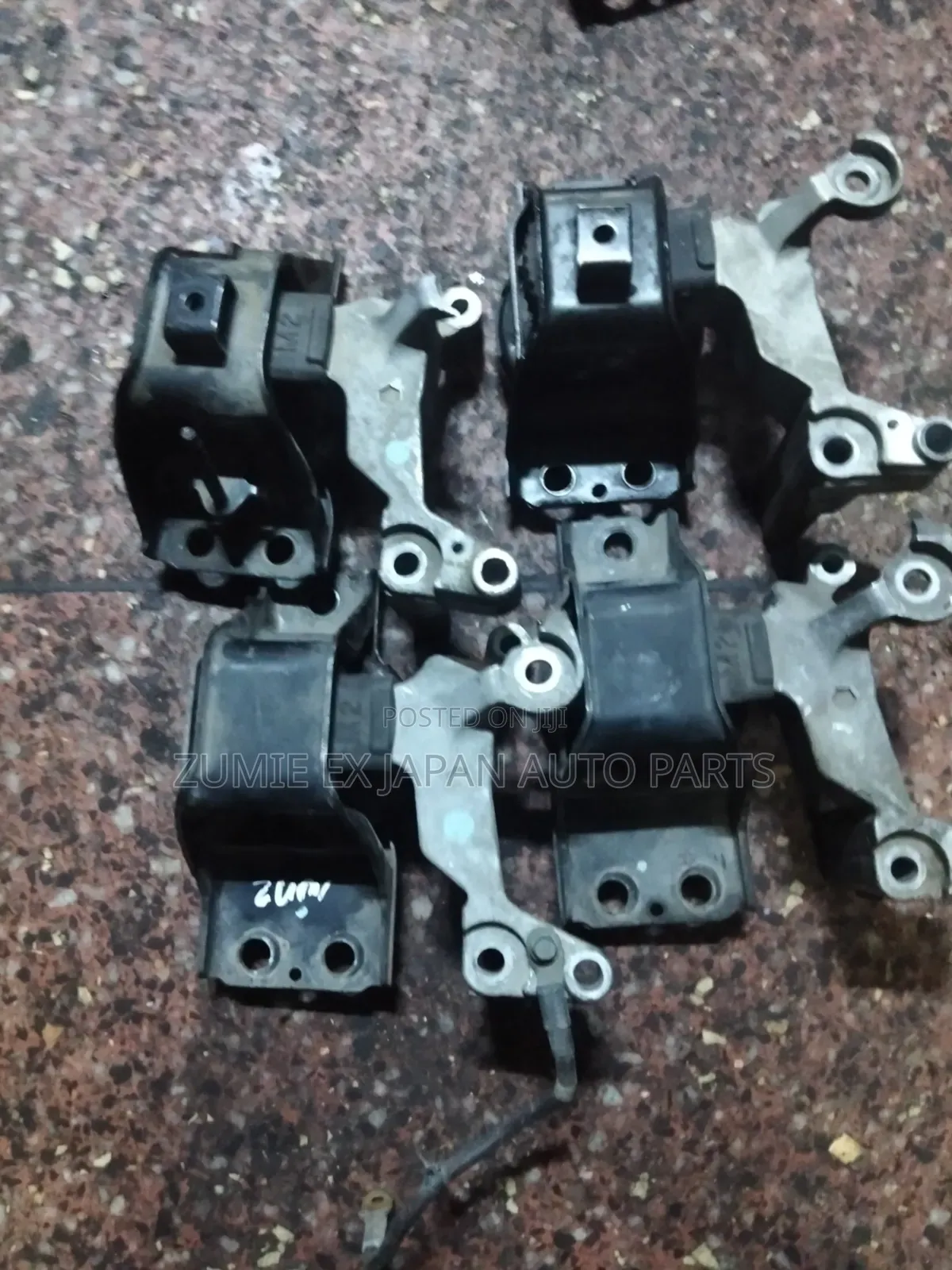 Nissan Engine Mounting