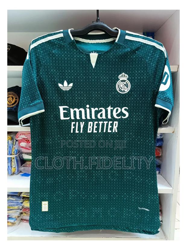 Real Madrid Away Kit 26/27.( Player Version) - thumbnail 2