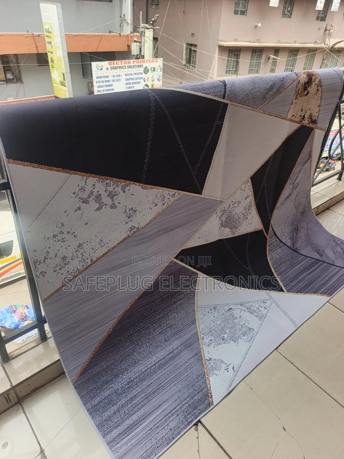 Modern Grey-Themed HD 7by10 3D Carpet – New Design