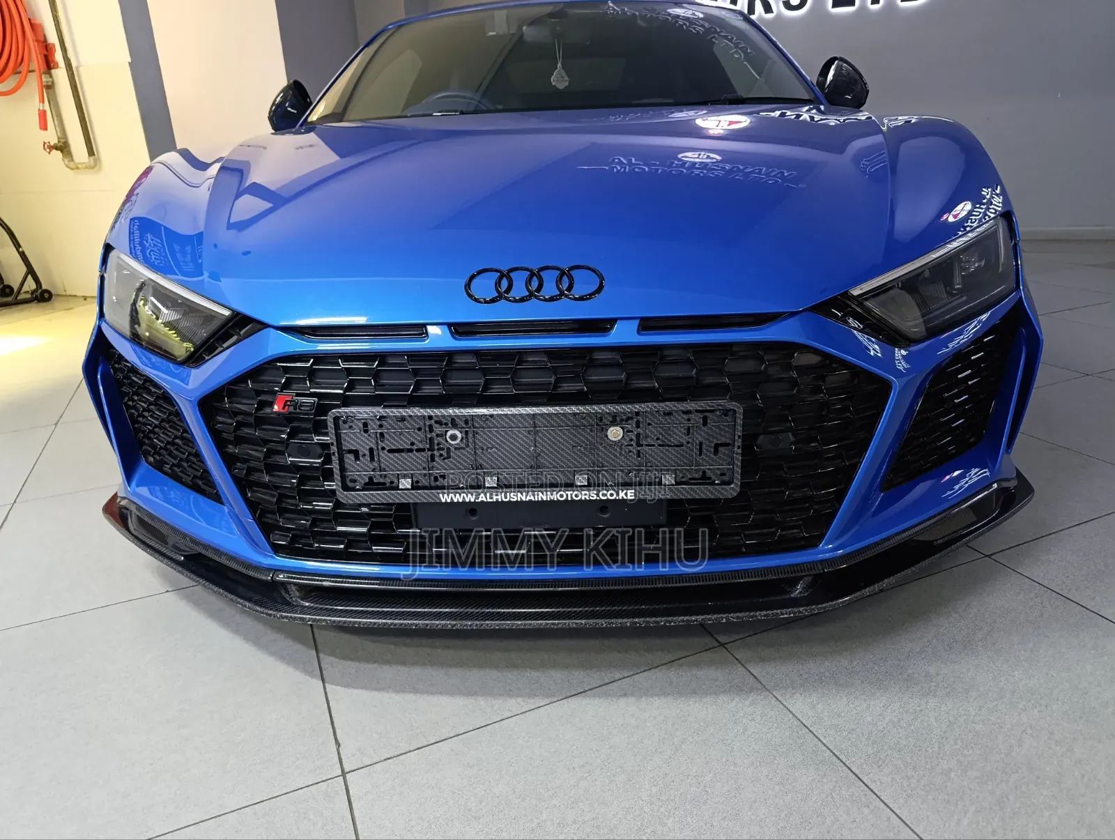 Audi R8 2024 Blue