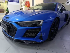 Audi R8 2024 Blue