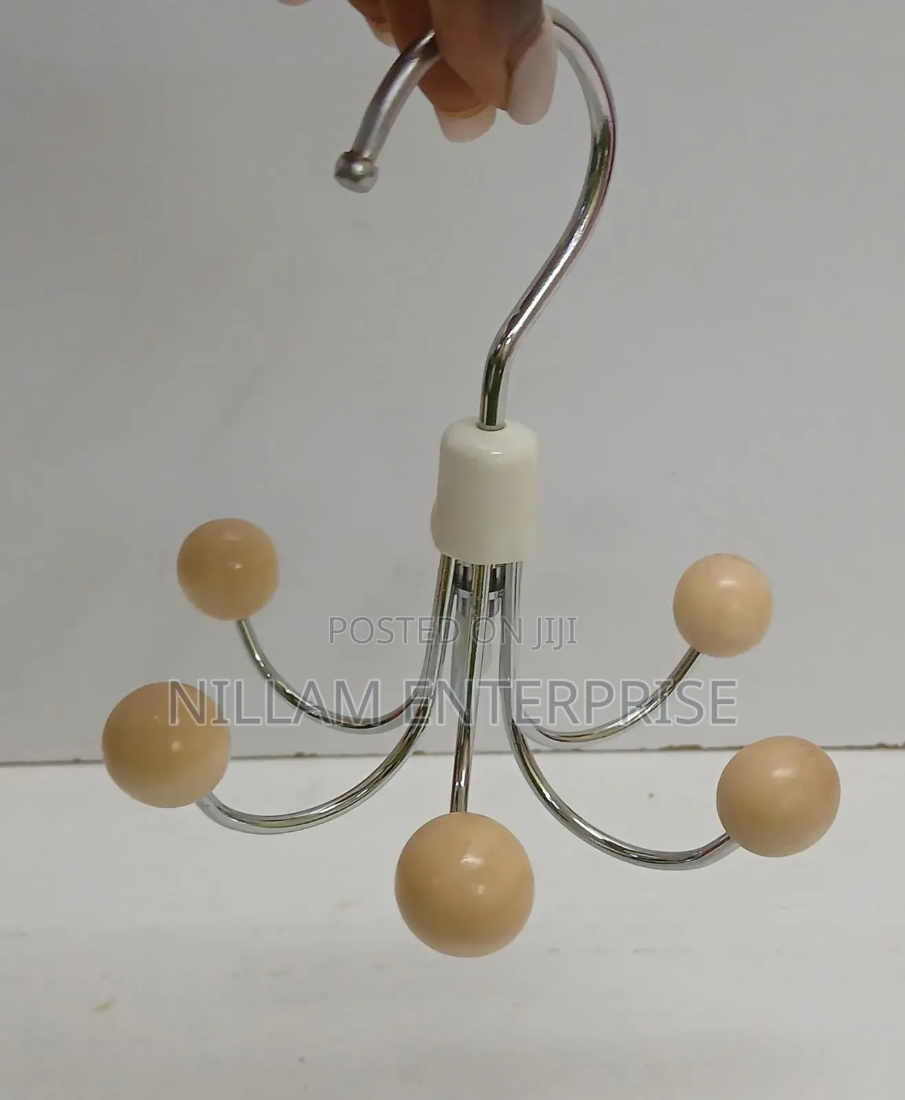 6 Hooks Rotating Hanger