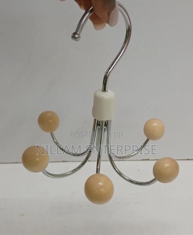 6 Hooks Rotating Hanger - thumbnail 5