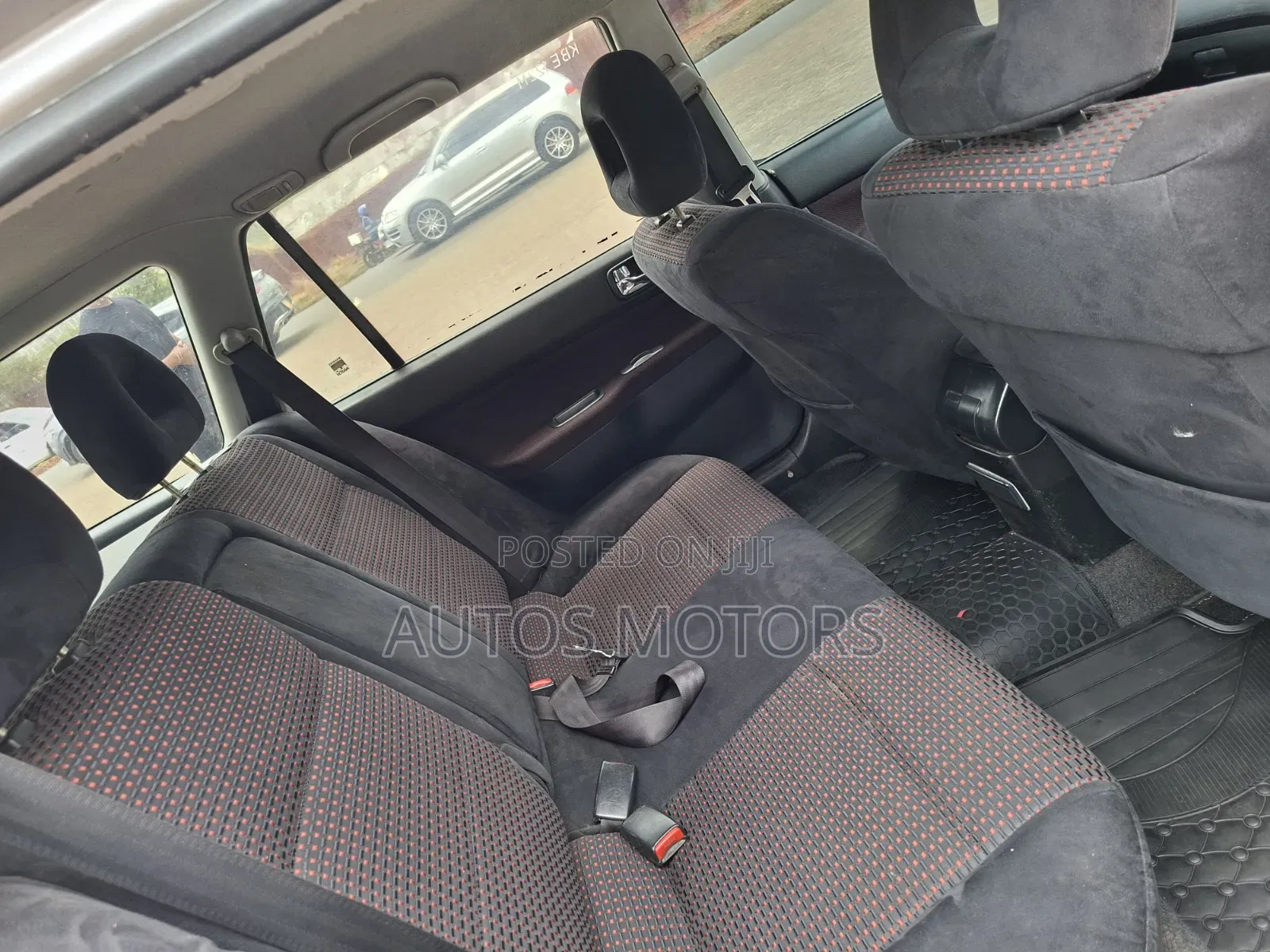 Mitsubishi Lancer Cedia 2004 Silver