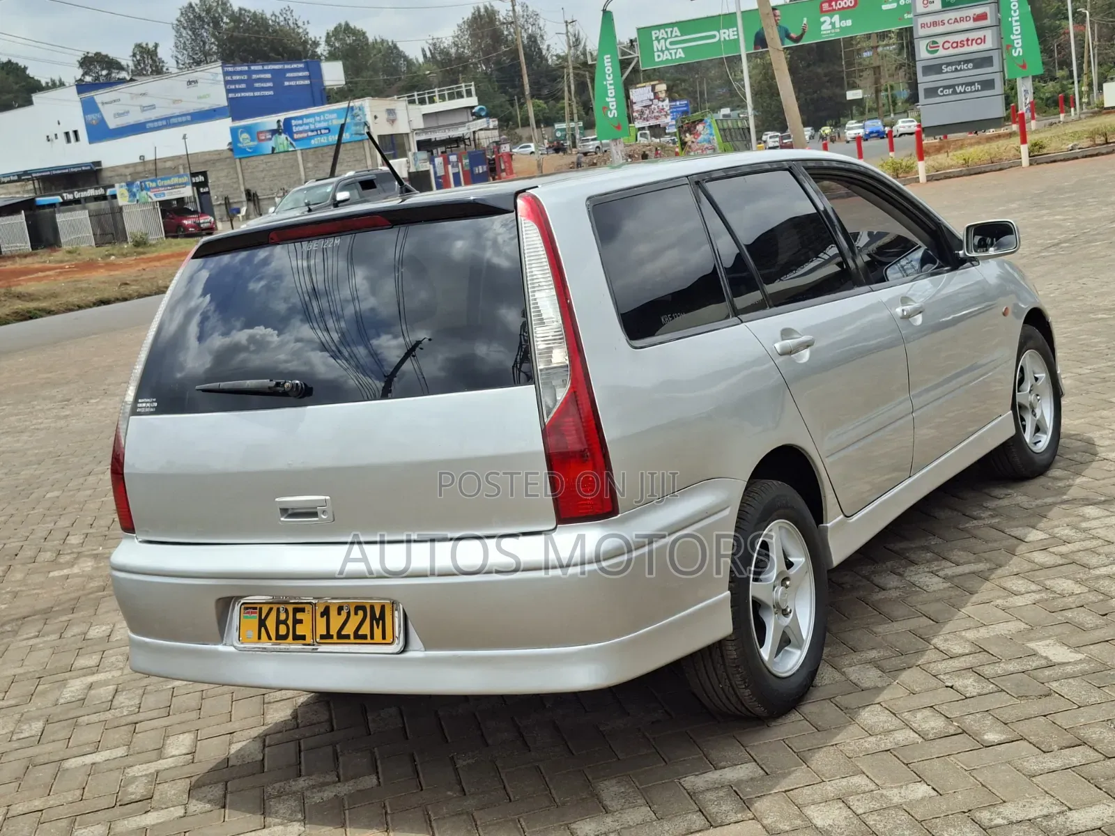 Mitsubishi Lancer Cedia 2004 Silver