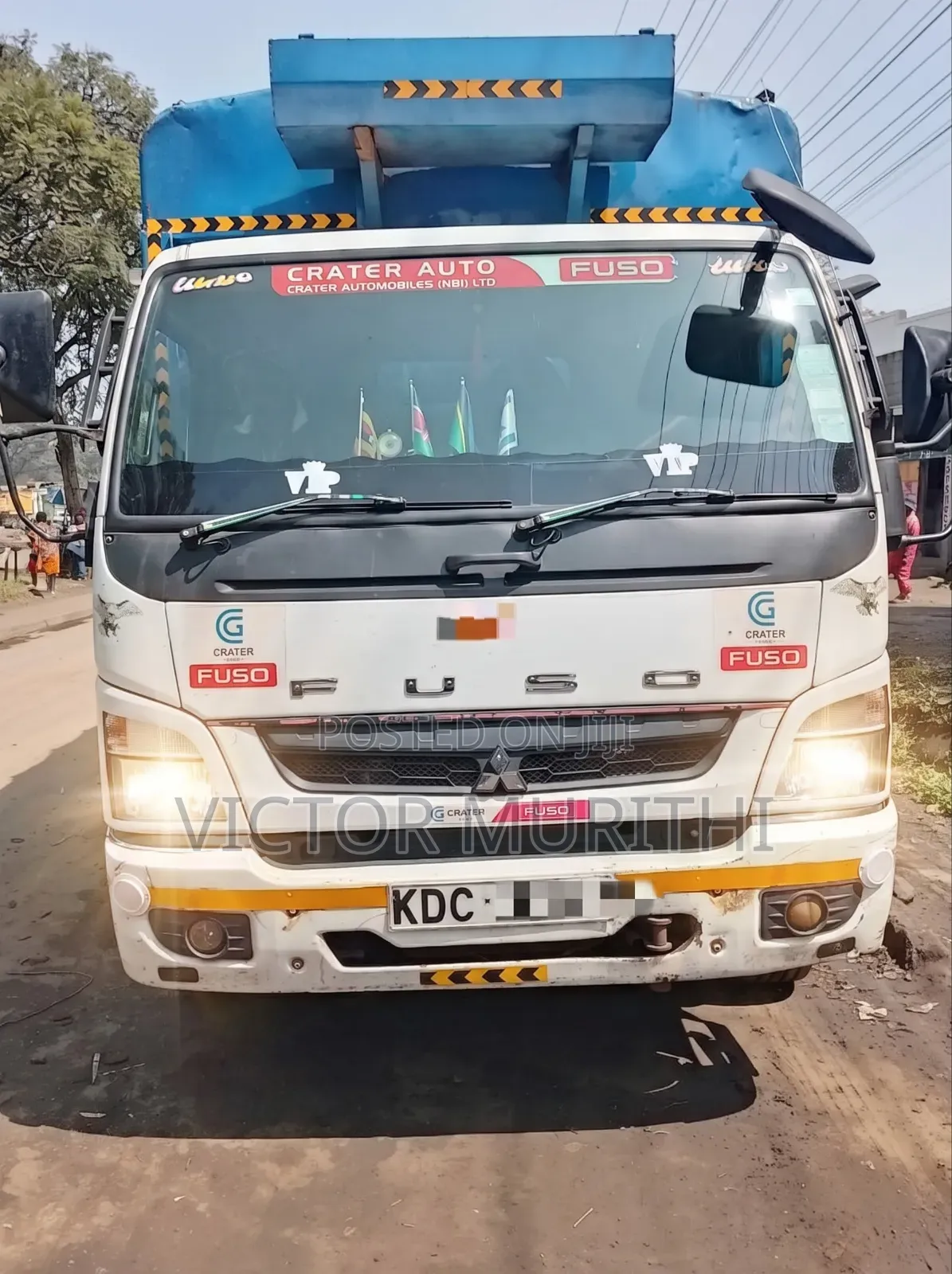 Isuzu NPR 2019 White