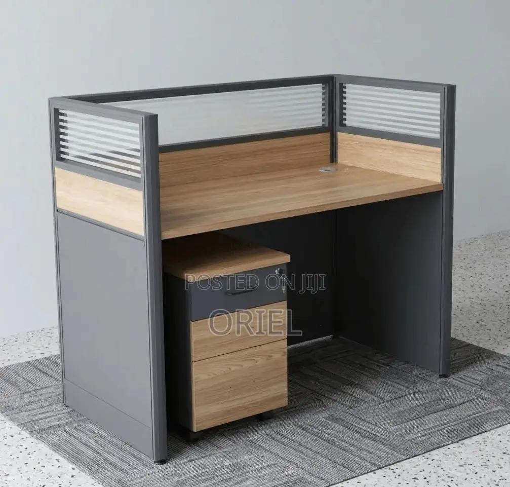 Office Workstation : Brown 1-Way Reception Workstation Desk