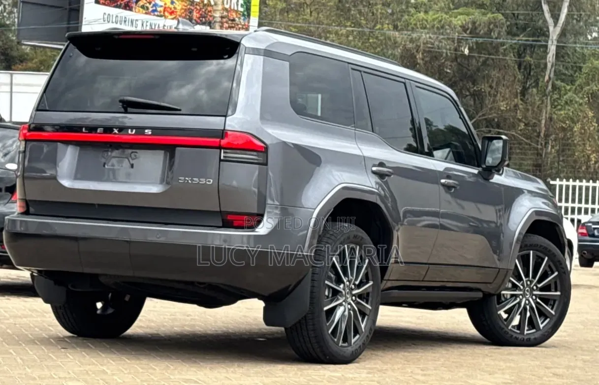 Lexus GX 2025 Gray