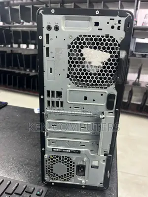 Desktop Computer HP EliteOne 800 G3 8GB Intel Core i7 HDD 500GB