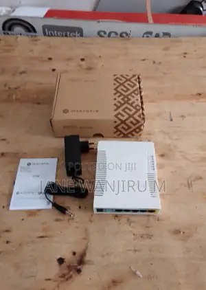 MikroTik RB951Ui-2HnD Router With USB Port